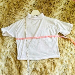 White plain stretchable crop top shirt